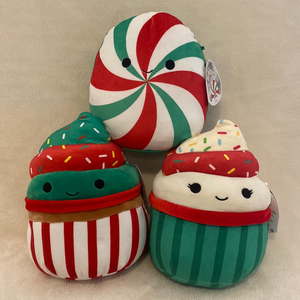 Adorable and sweet 🍭🧁 holiday Squishmallows! New and perfect for Christmas! 🎁